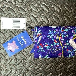 NEW Vera Bradley & Harry Potter RFID Compact Wallet